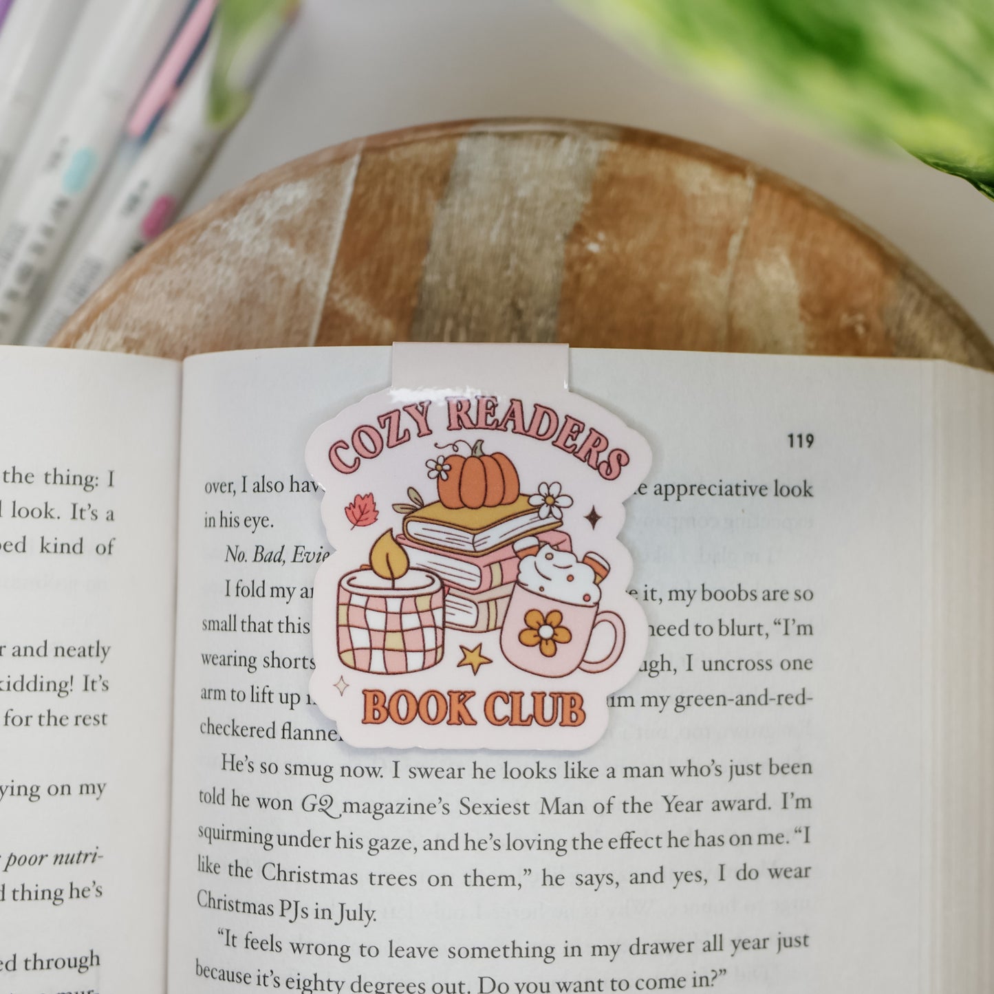 Cozy Readers Book Club Magnetic Bookmark